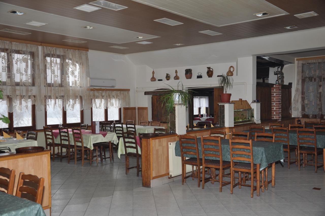 Bed and Breakfast Mm Narcis à Vlasina Rid Extérieur photo